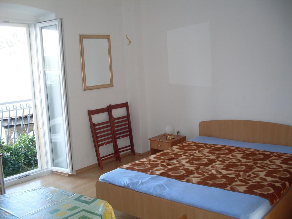 Apartments Acalinovic วิส ห้อง รูปภาพ